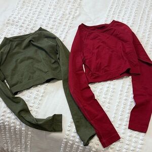 Set of Two Long Sleeve Work Out Crop Tops